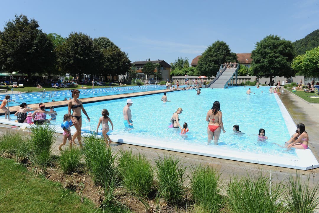 Die grosse Wasserrutsche ist seit letzter Saison im Gartenbad Gitterli in Liestal der Sommerhit.