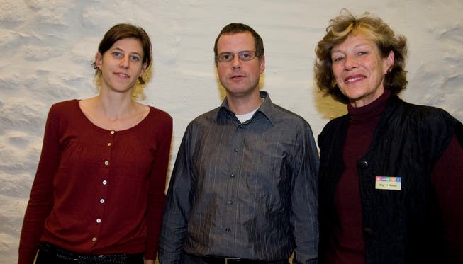 «Miguel» Misteli (r.), Präsidentin Verein 2000-Watt-Region, mit Flurina Doppler und Marcel Hänggi.
