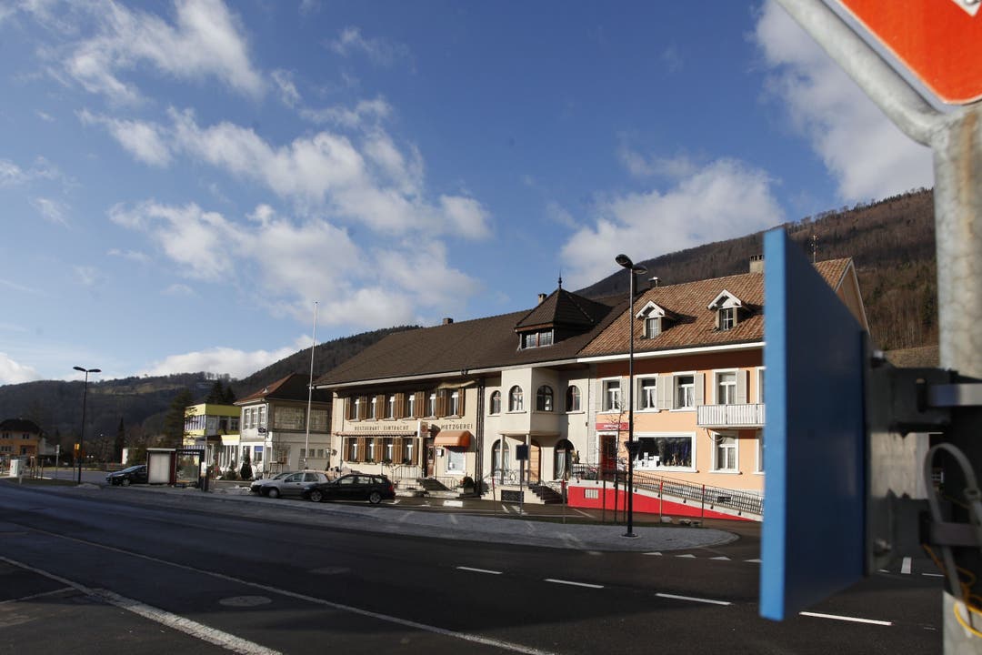 Ansicht des Dorfplatzes Holderbank