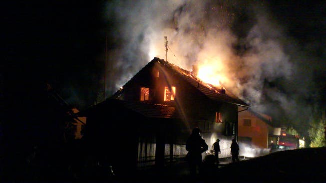 Brand zerstört Einfamilienhaus in Büsserach