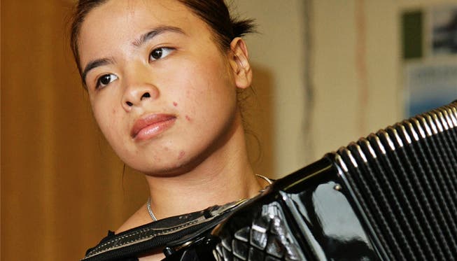 Chi Nguyen Quynh aus Hanoi, gewann am AIC 2009 in der Kategorie Junioren 3 den 2. Preis.az Archiv/psi