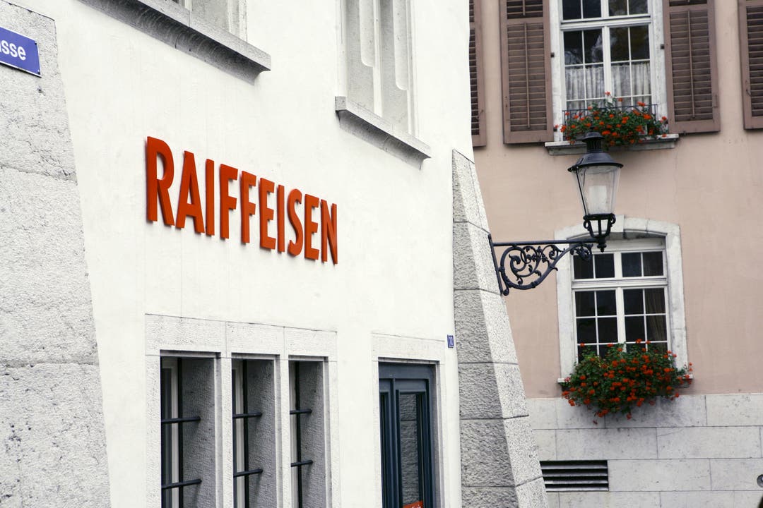  Im 2013 aufgegebenen Sitz der Raiffeisenbank Solothurn am Kronenstutz soll eine neue Altstadt-Poststelle entstehen. (Foto: Wolfgang Wagmann)