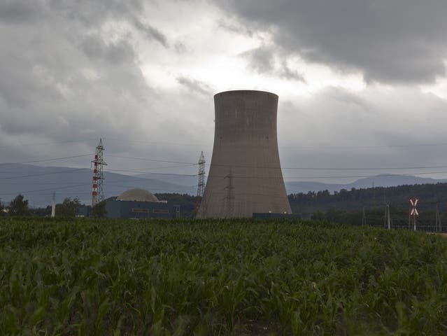 Blick auf das Kernkraftwerk Gösgen - aufgenommen Ende Juni 2011 während der Jahresrevision (Archiv)
