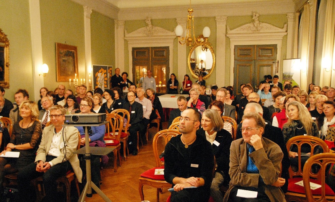 Baden - Beratungszentrum Hilft Seit 30 Jahren Menschen, Die Sich In Der ...