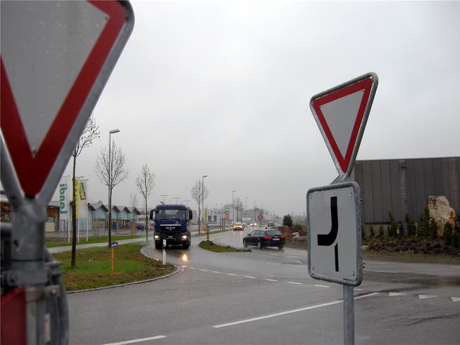 In Zukunft soll der Verkehr über die Neckarsulmstrasse führen und nicht mehr durch die Wohnzone. fup