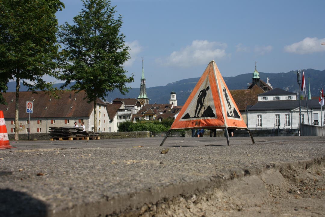 Verschiedene Eindrücke des Kreuzackerplatz in Solothurn