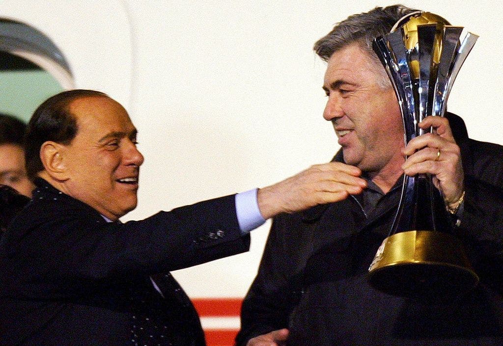 Berlusconi, der Fussball-Fan