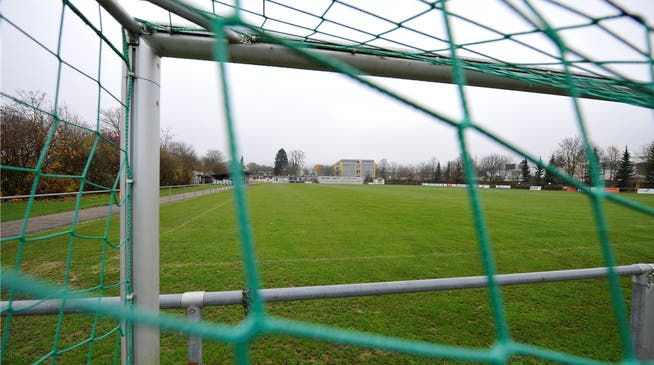 Die Fussballvereine der Stadt Grenchen möchten im Stadion Riedern einen «Ersatz-Kunstrasen».