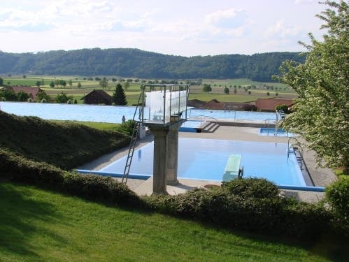 Das Schwimmbad Messen öffnet ebenfalls am 12.Mai