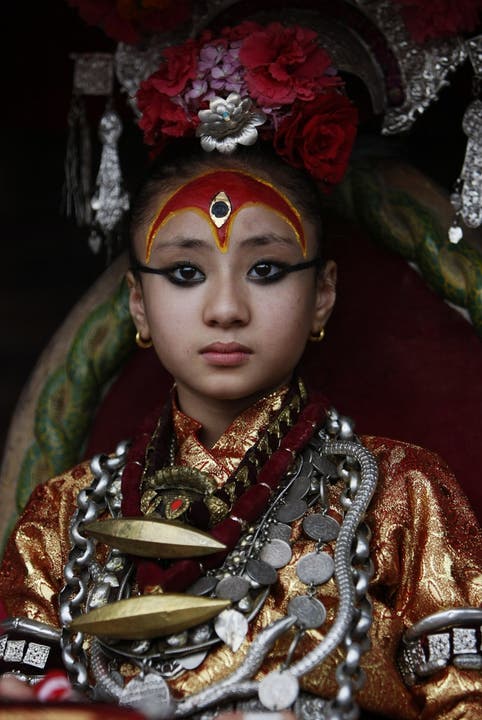 Samita Bajracharya (10) ist eine Kumari – eine lebende Göttin