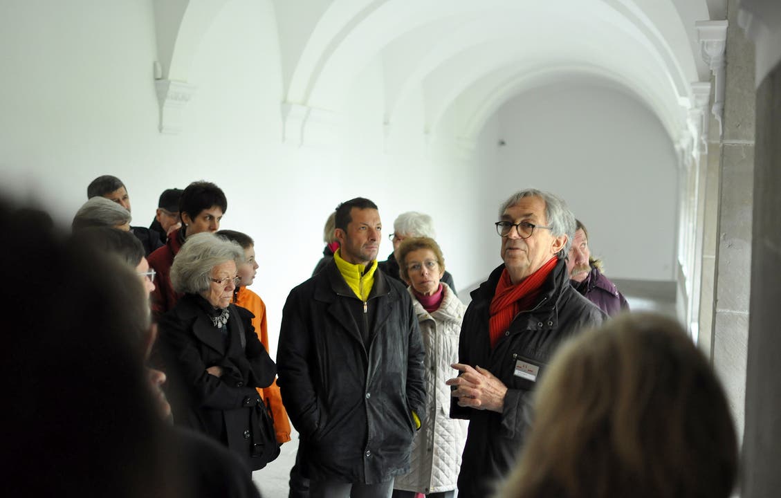 Hardy Ketterer führt mit seinen Kollegen vom Kollegium für Klosterführungen gratis durch die Klostermauern