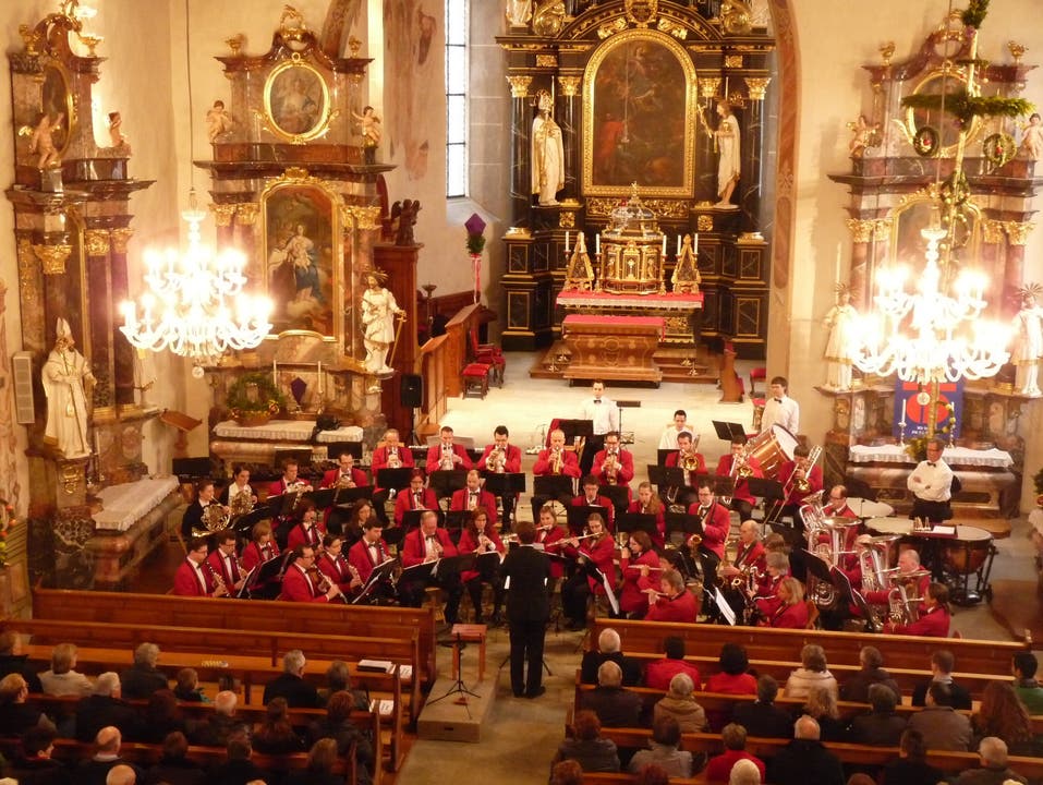 Die Stadtmusik Bremgarten spielte am Palmsonntag in der sehr gut besetzten katholischen Kirche