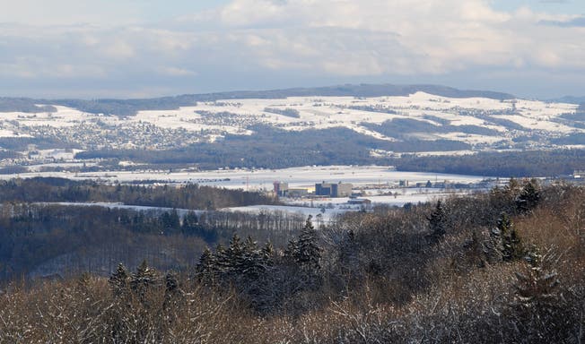 Blick von der Linner Linde auf dem Bözberg über das Birrfeld zum Rohrdorferberg mit den Gemeinden Oberrohrdorf Remetsschwil und Bellikon Winter Landschaft