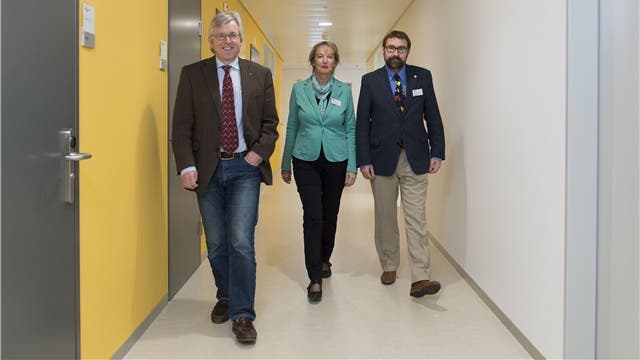 Von links nach rechts: Rainer Klöti, Vize VR-Präsident; Susanna Mattenberger, Geschäftsführerin und Andreas Meyenberg, Ärztlicher Leiter des Medizinisches Zentrums Brugg (MZB).