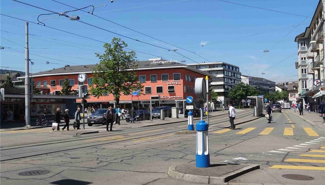 Das quartier setzt sich für die Erhaltung der Tramroute über den Lindenplatz ein.