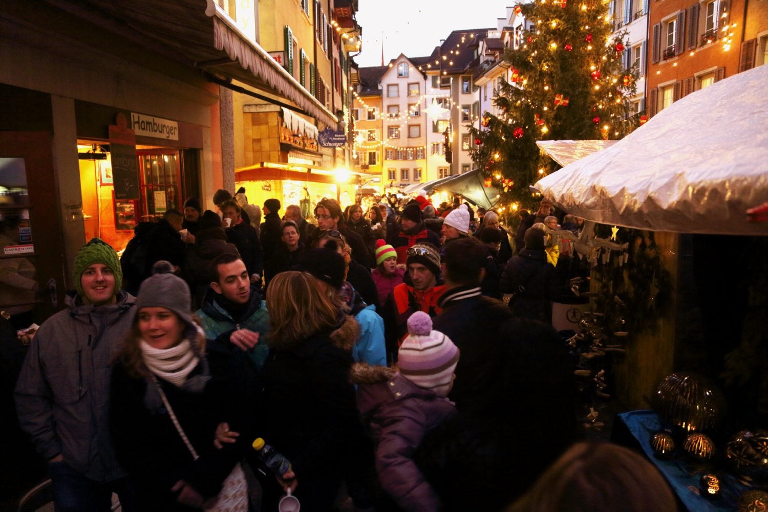 Bremgarten - Christchindli-Märt Lockte über 100000 Besucher Nach Bremgarten