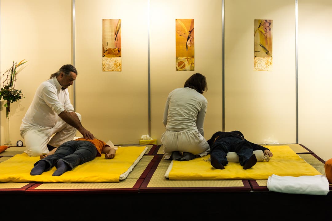 Massagen für die Besucher – das lässt jeder gerne über sich ergehen.