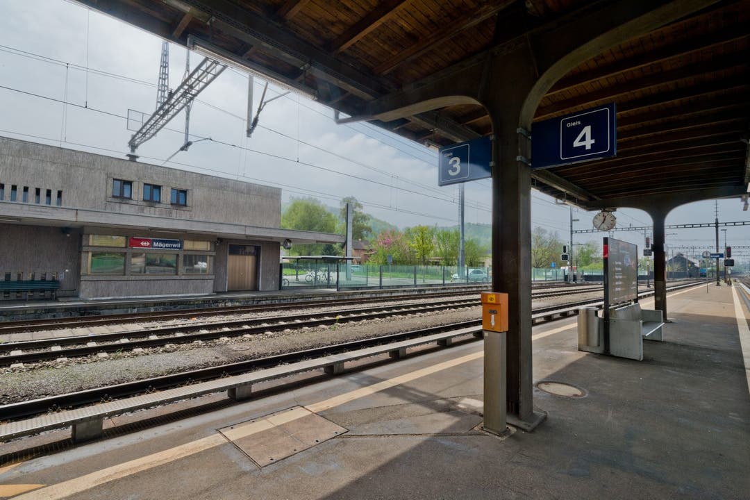 Die SBB will im Bahnhof Maegenwil die Perrons aufstocken und die Zugaenglichkeit zu den Geleisen verbessern004