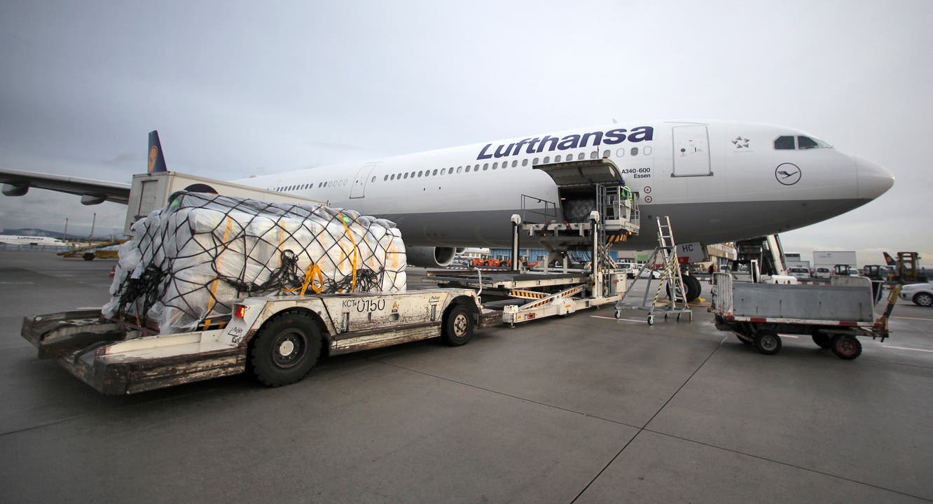 Die Lufthansa bringt humanitäre Güter auf die Philippinen.