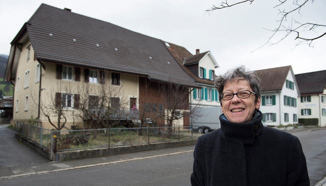 Marie-Louise Reinert freut sich über jedes intakte Gebäude im alten Dorfkern von Wettingen. Alex Spichale