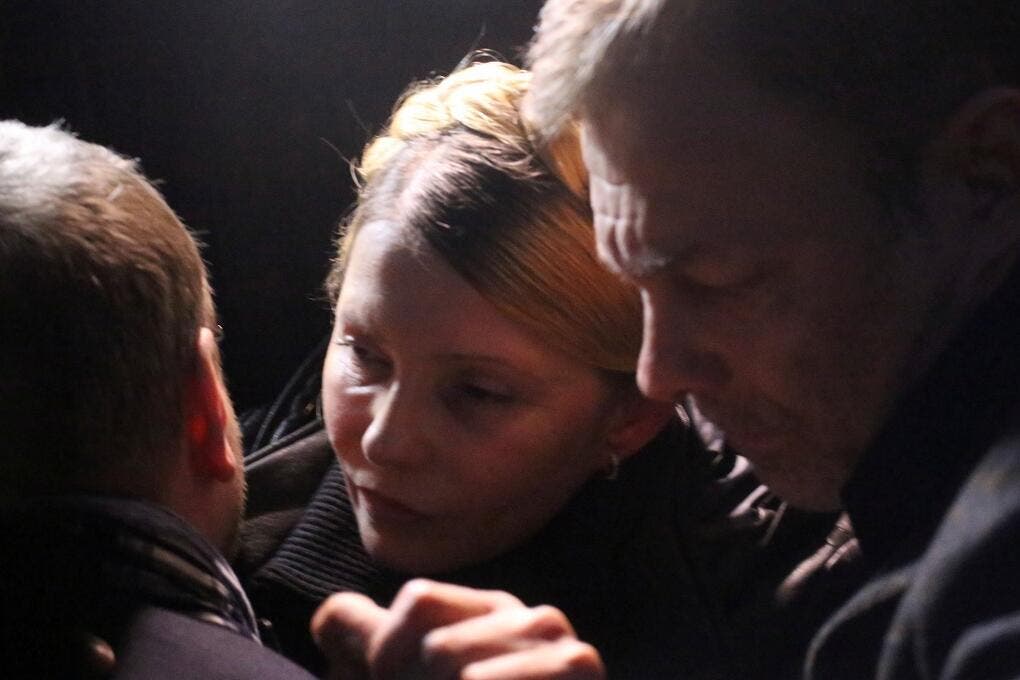 Timoschenko kurz nachdem sie aus der Haft entlassen wurde