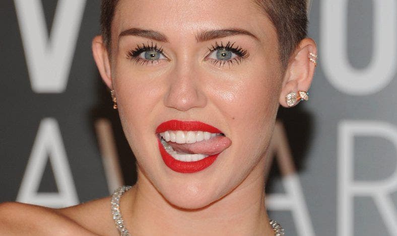 Miley Cyrus will jedem beweisen: ich bin kein Teenie mehr.