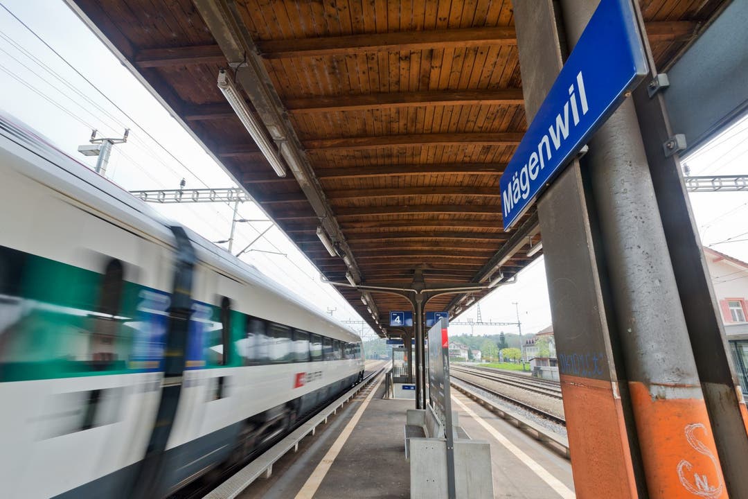 Die SBB will im Bahnhof Maegenwil die Perrons aufstocken und die Zugaenglichkeit zu den Geleisen verbessern006
