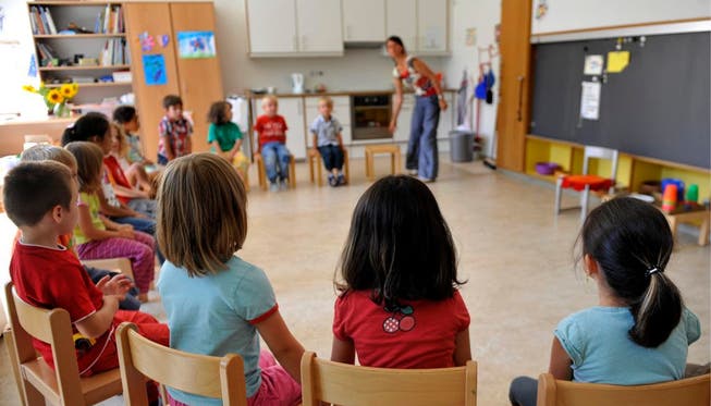 Die Mundart-Volksinitiative will die Standartsprache aus den Aargauer Kindergärten verbannen.