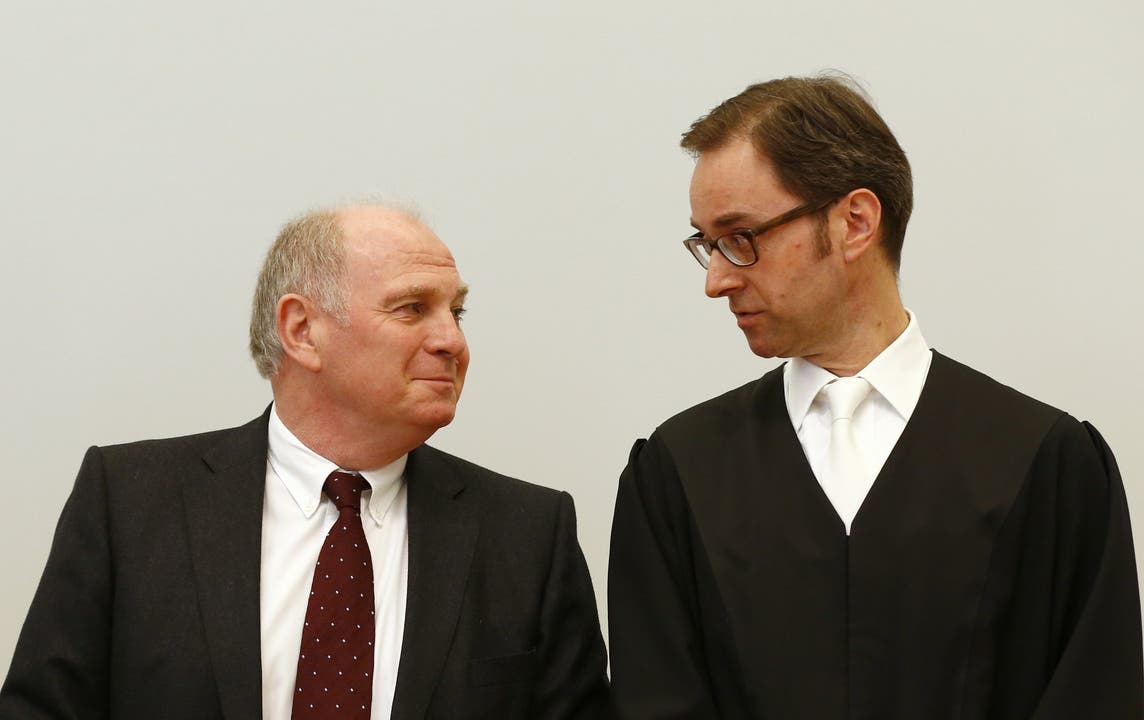 Hoeness und Anwalt Markus Gotzens