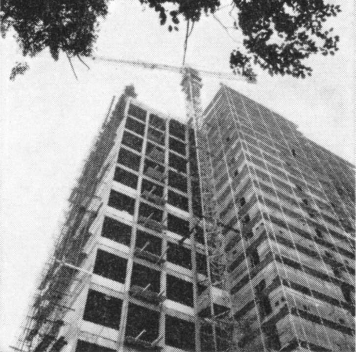 17- September 1967 Das Hochhaus ist im Rohbau fertig