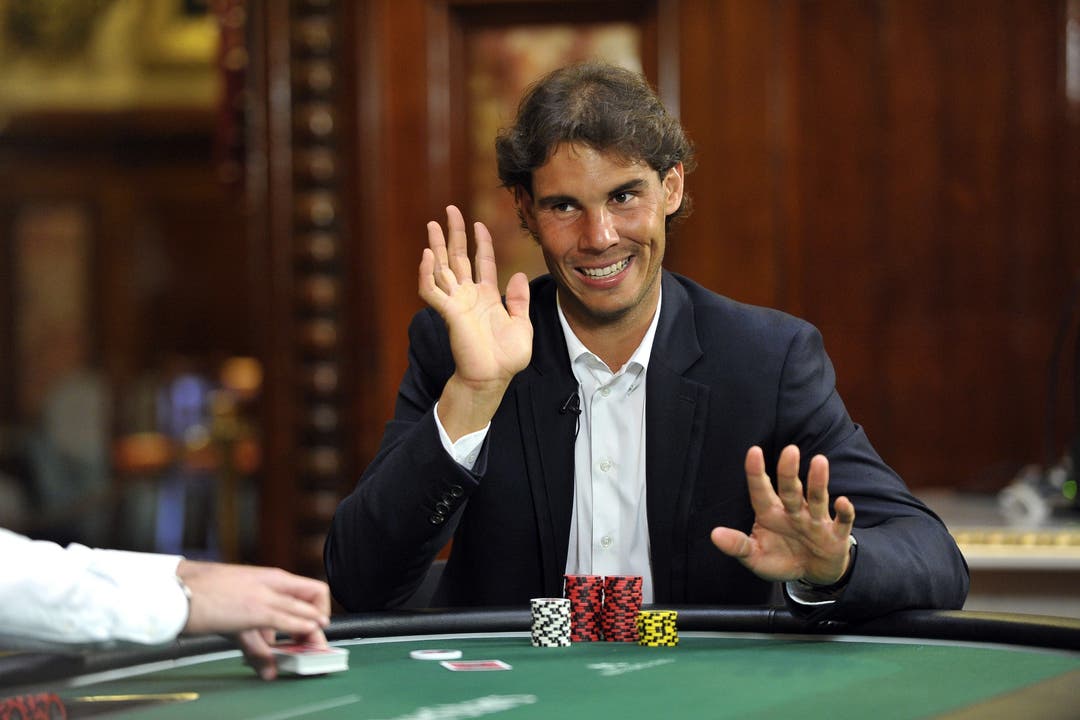 Tennisstar Rafael Nadal versucht sich als Pokerspieler