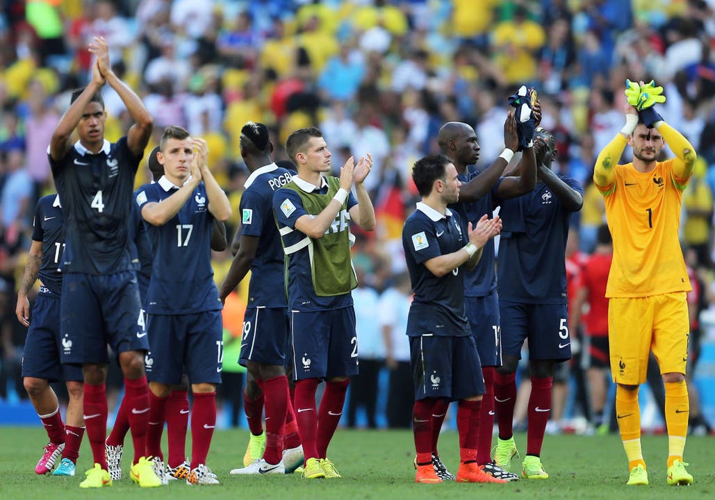 Frankreich bedankt sich hoch enttäuscht bei den mitgereisten Fans