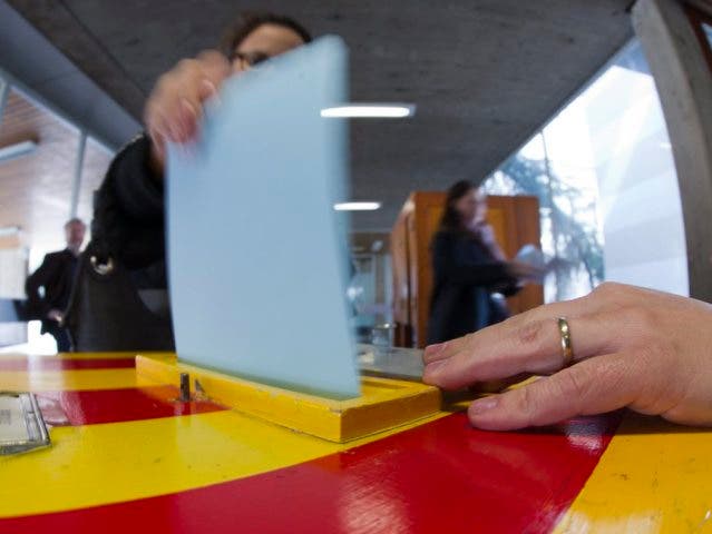 Abstimmungsurne in der Schweiz (Archiv)