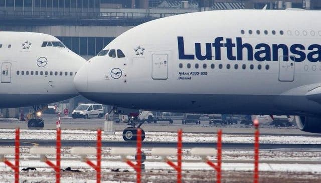 Lufthansa-Flugzeuge auf dem Flughafen Frankurt am Main (Archiv)
