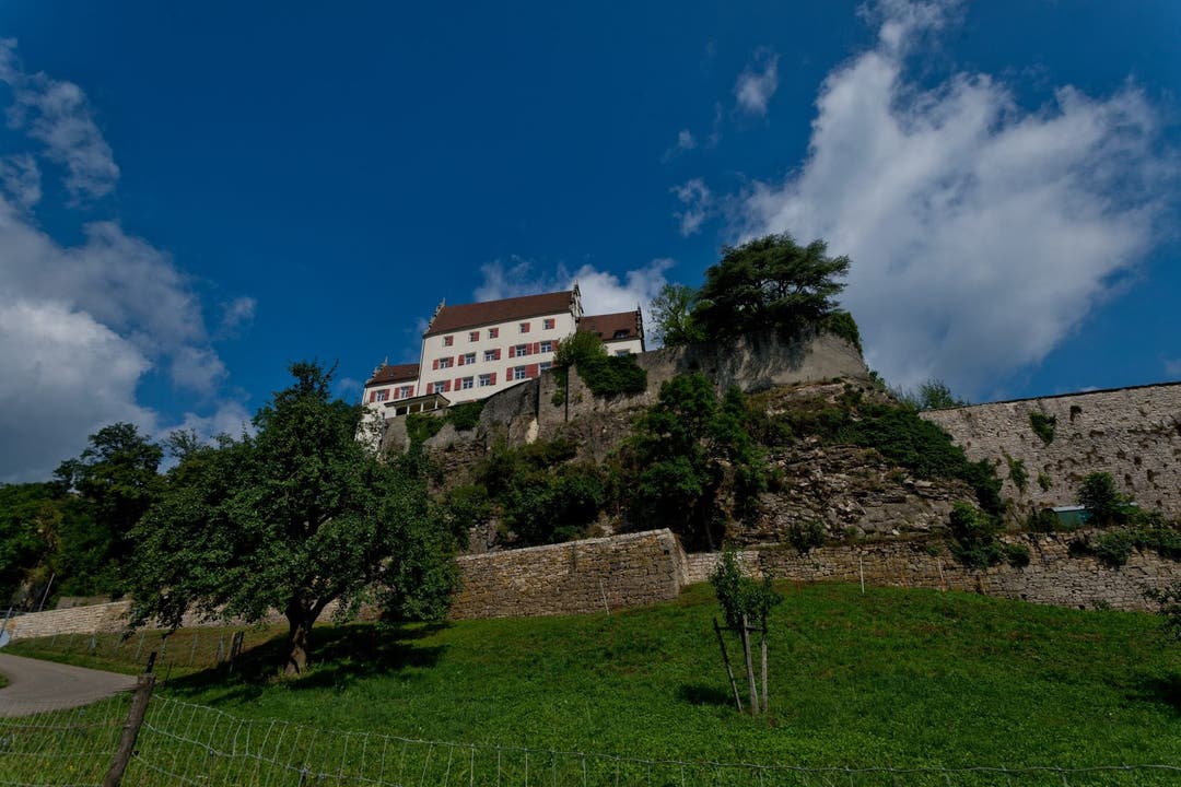 Schloss Kasteln in Oberflachs