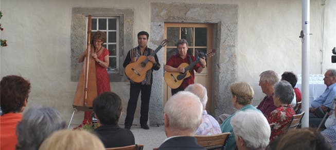 Das Harfenkonzert mit Verena Wüthrich und den beiden Musikern und Sängern Javier Miers und Juan Aguilera wusste zu begeistern.