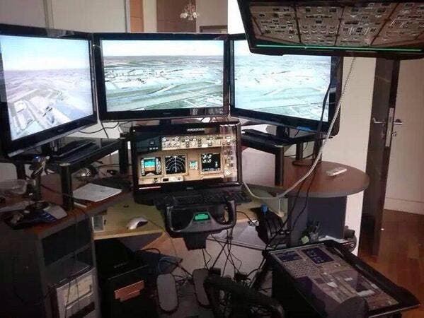 Der Pilot von MH370 Farid Abdul Hamid hatte einen privaten Flugsimulator zu Hause. Für was?