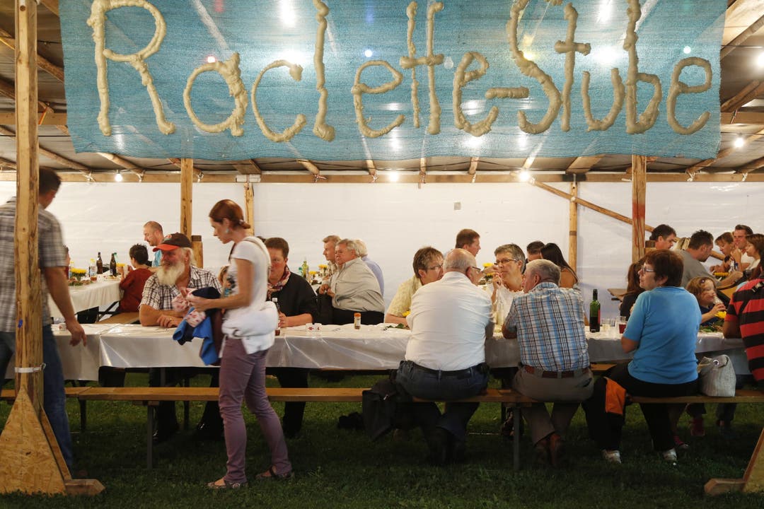 Raclette mit und Ländler gibts in der Raclettestube