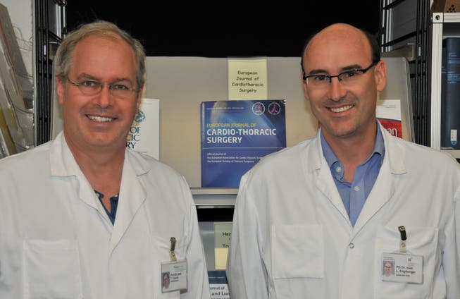 Star-Chirurg Thierry Carrel (links) und Lars Englberger werden gemeinsam das neue zentrum Herzchirurgie Hirslanden Aarau leiten.