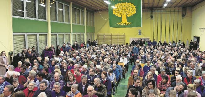 Gut besuchte Gemeindeversammlung: Die Bözberger entschieden über ihre Adressen