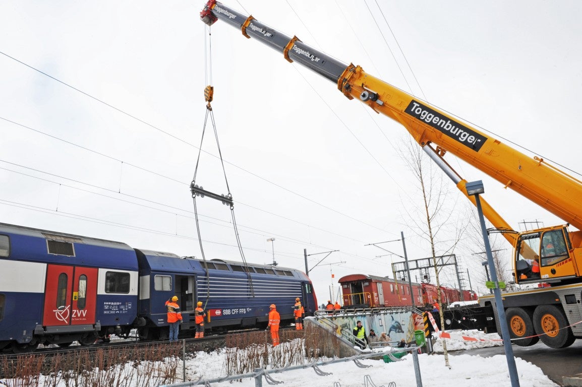 Bildstrecke - Entgleister S-Bahn-Nachtzug