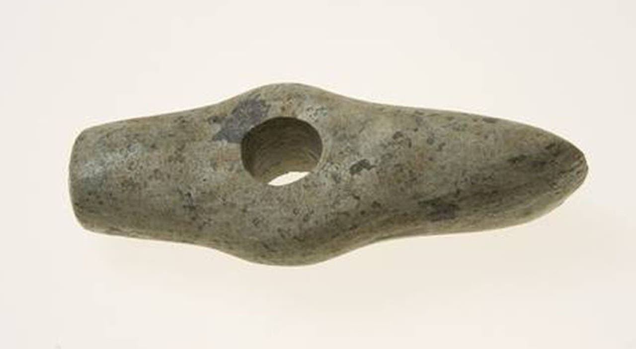Im Gheid zwischen Wangen und Olten wurde diese Lochaxt aus der Jungsteinzeit gefunden.