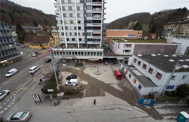 Vorstadt im Wandel: Gewerbebau Zünd und Kino Linde (rechts hinten) weichen einem Neubau. Alex Spichale