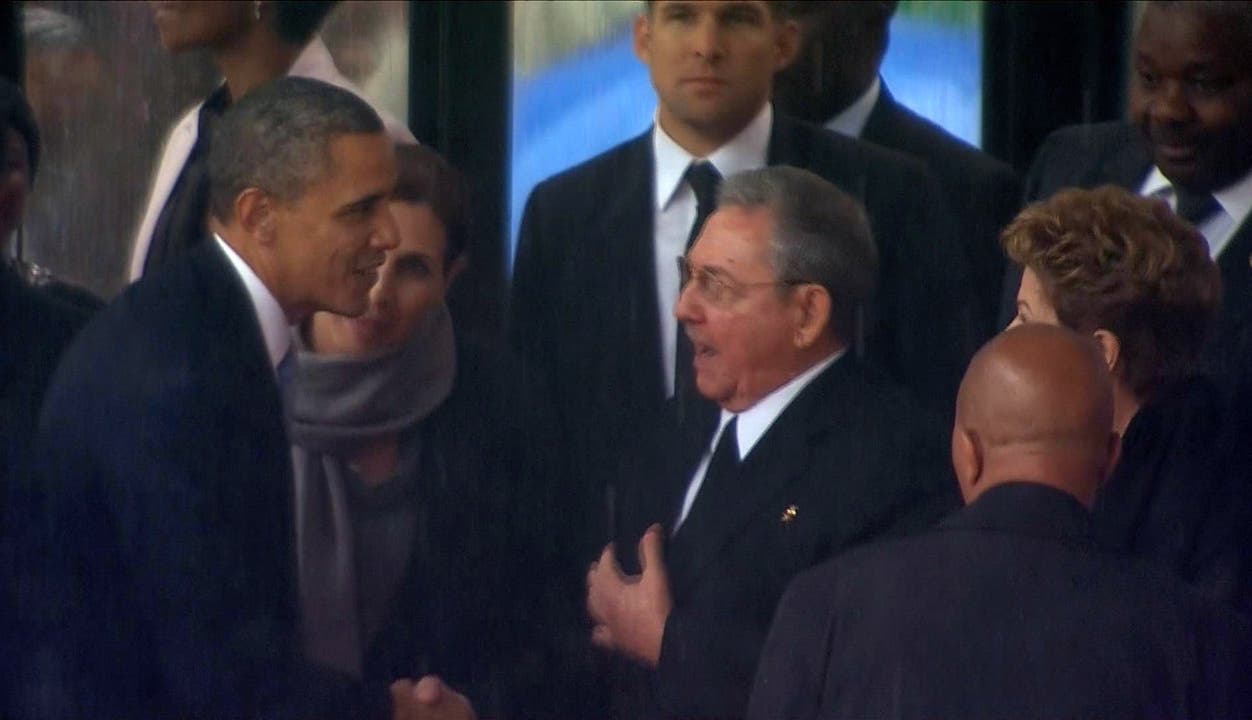 Historisch: Vor seiner Rede schüttelte US-Präsident Kubas Raul Castro die Hand