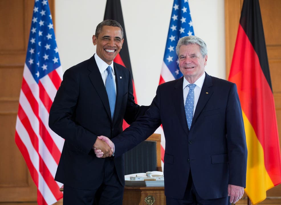 Posieren fürs Erinnerungsfoto: Obama und Gauck