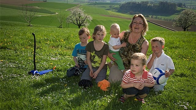 Tagesmutter Kathrina Ruchti mit Kindern.
