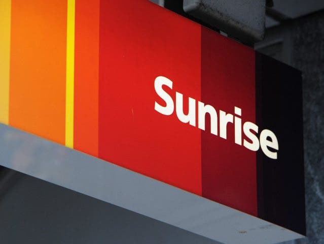 Das Logo des Telekommunikationsunternehmens Sunrise