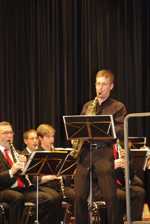 Solist Adrian Mülhauser auf dem Saxophon