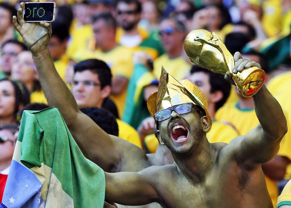 Brasilien feiert Die Selecao bezwingt Chile im Penaltyschiessen