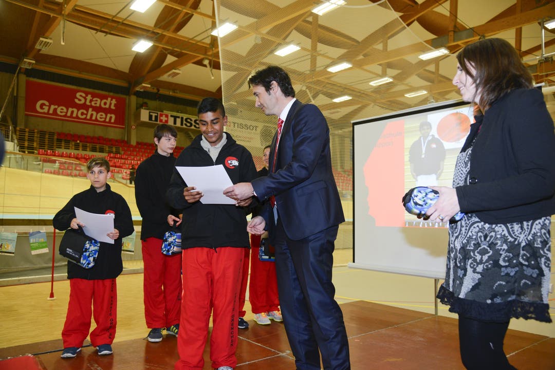 Auch Sportler von «Nippon Karate Grenchen» wurden geehrt
